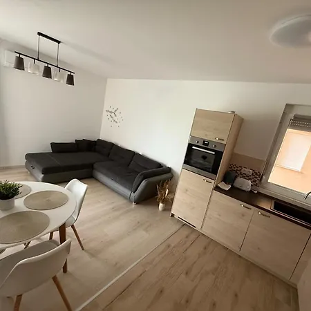 Galerius D Vizparti Apartmán